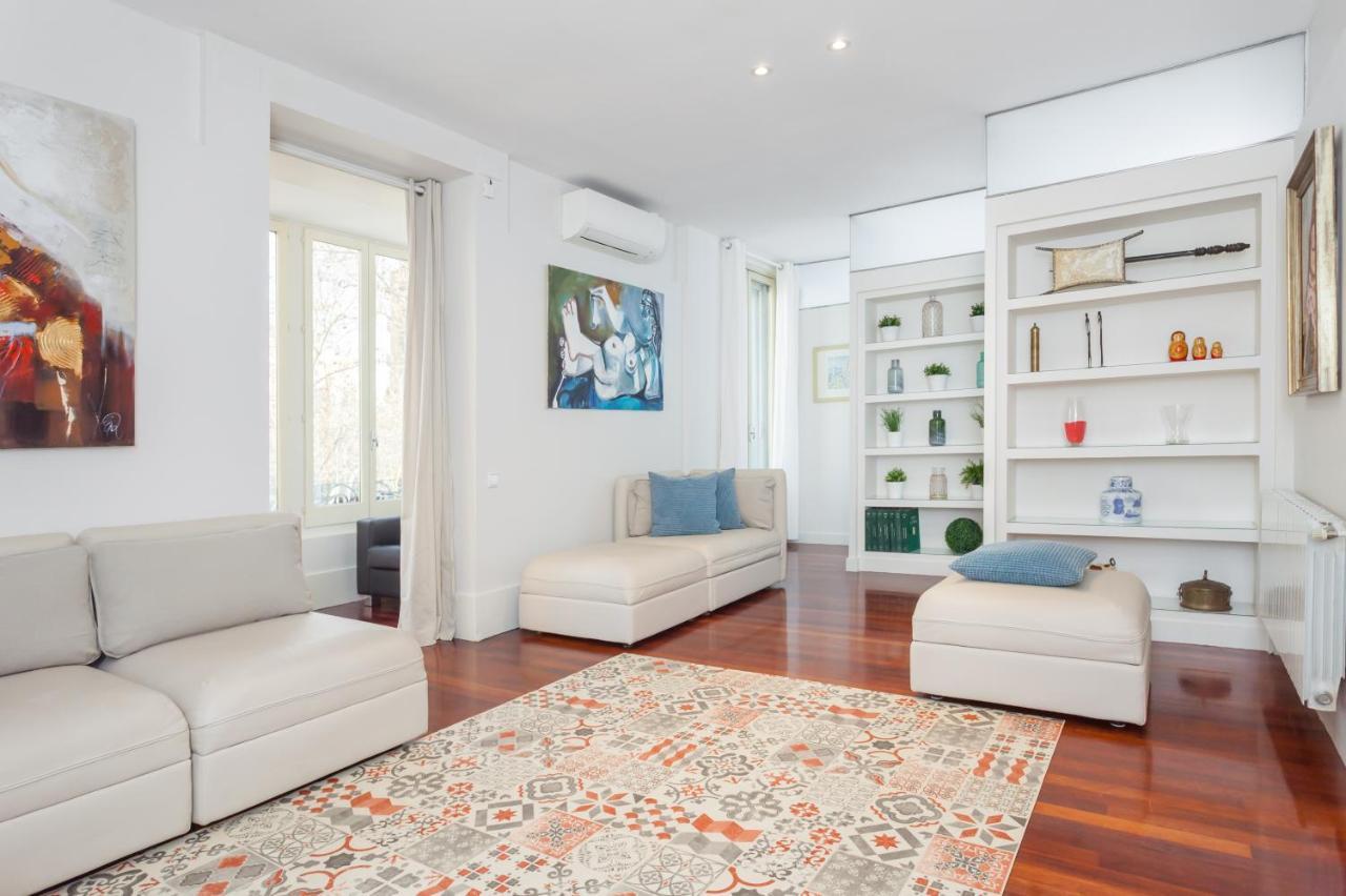 Art House Granvia Apartman Barcelona Kültér fotó